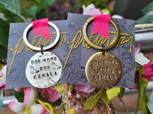 Dog Moms For Kamala Keychain - Prettwar Designs