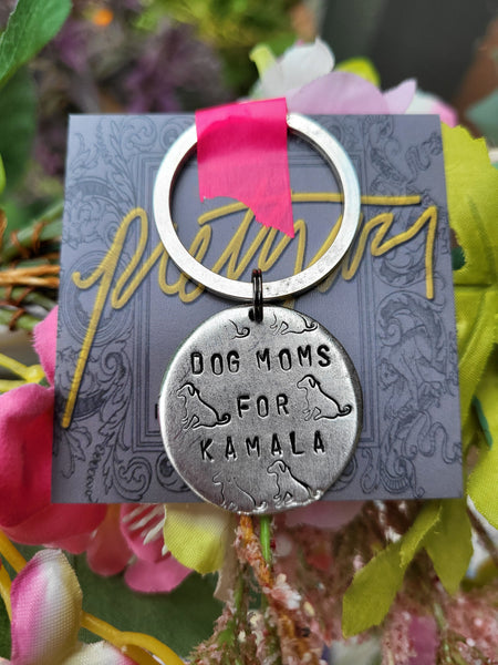 Dog Moms For Kamala Keychain - Prettwar Designs