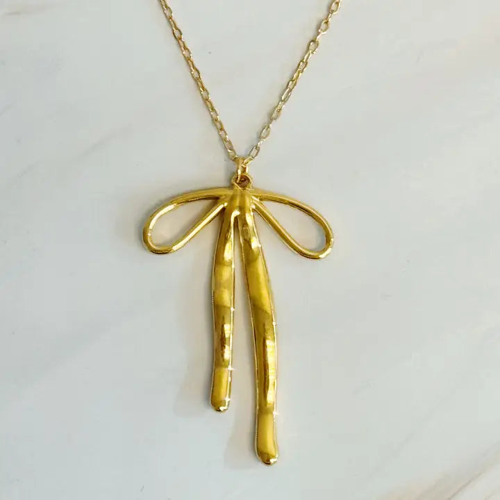 Stylist Bow Pendant Necklace