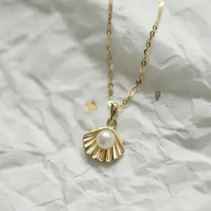 Sterling Silver Gold Shell Pearl Pendant Necklace