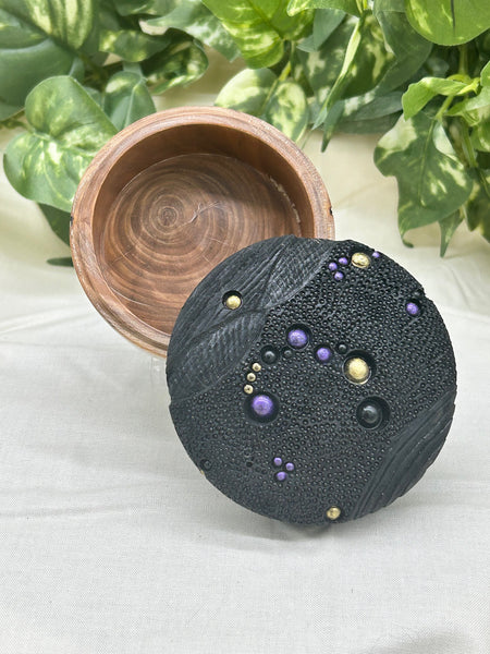 Medium Box with Black Lid - Joe Krebsbach