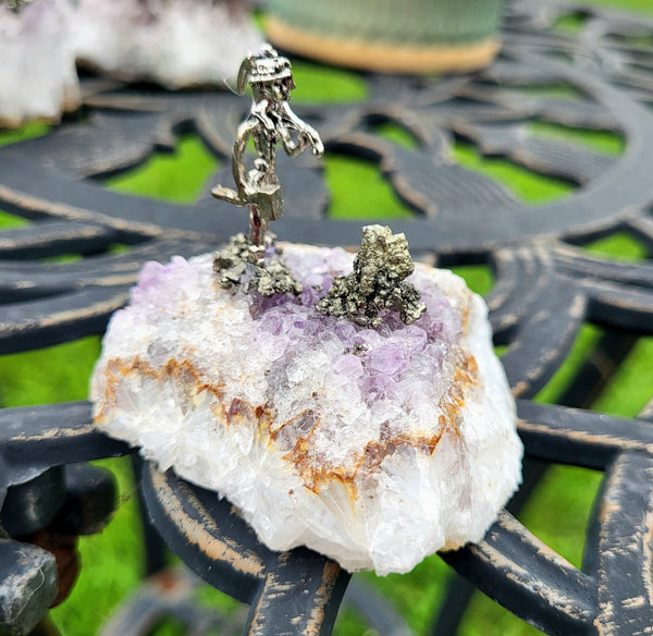 Amethyst or Fluorite Miner