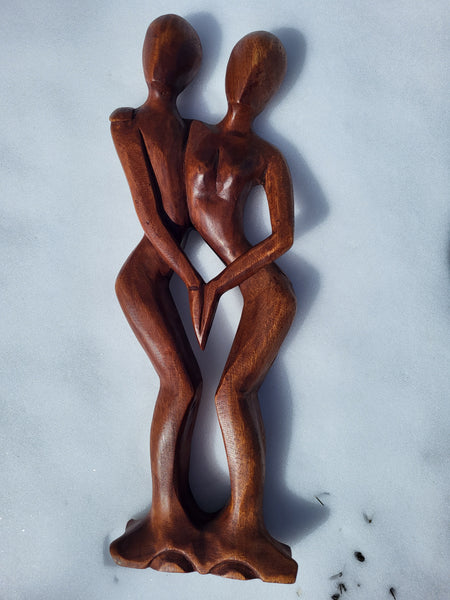 Lovers wooden sculpture