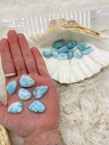 Larimar Cabachons