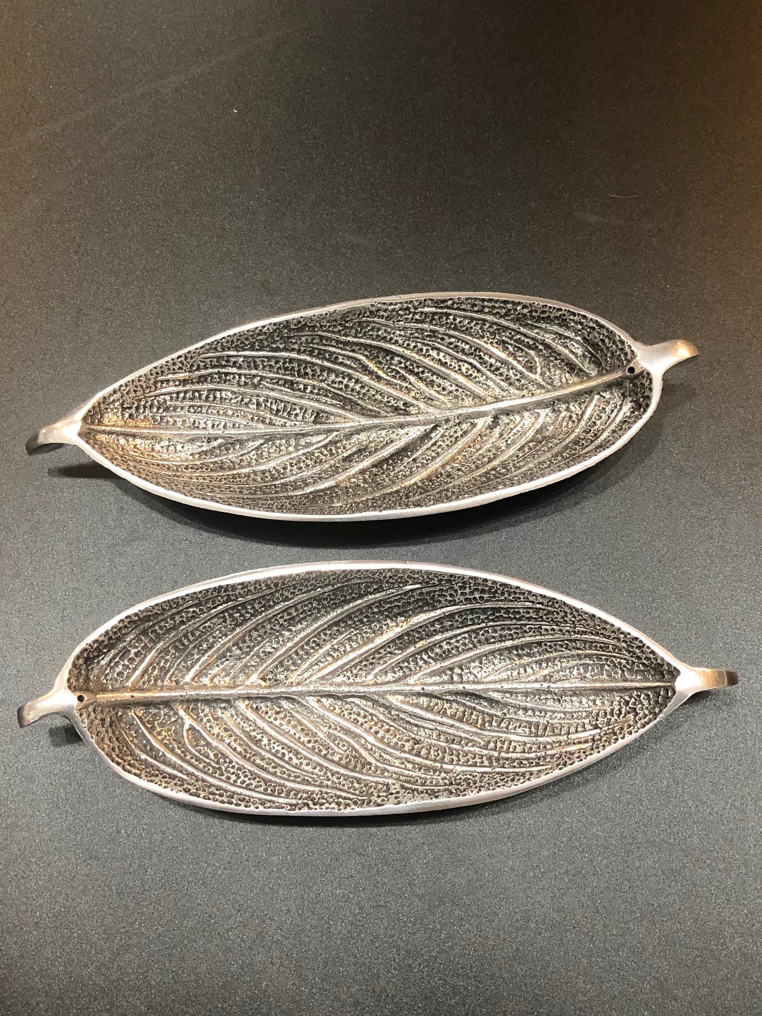 Leaf Incense Plate - The Pearl of Door County